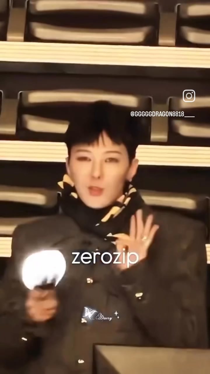 Adorable jiyong 🤍 Ctto zerozip . @GGGGGDRAGON8818