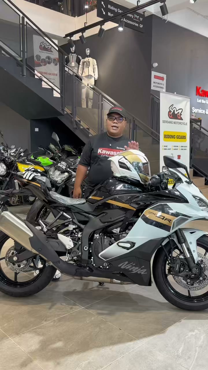 Modenas ZX-4R (White) — Buy This, Get This! The screaming 4
