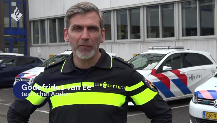 Politie! Laat je handen zien! 📢 Hoe gaat dat als de politie een BTGV ...