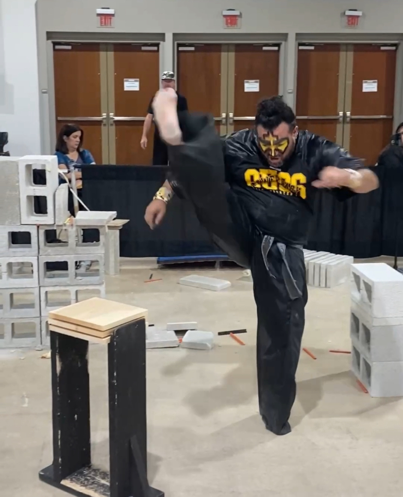 Testing my Power & Creativity | Martial Arts Breaking Creative ...