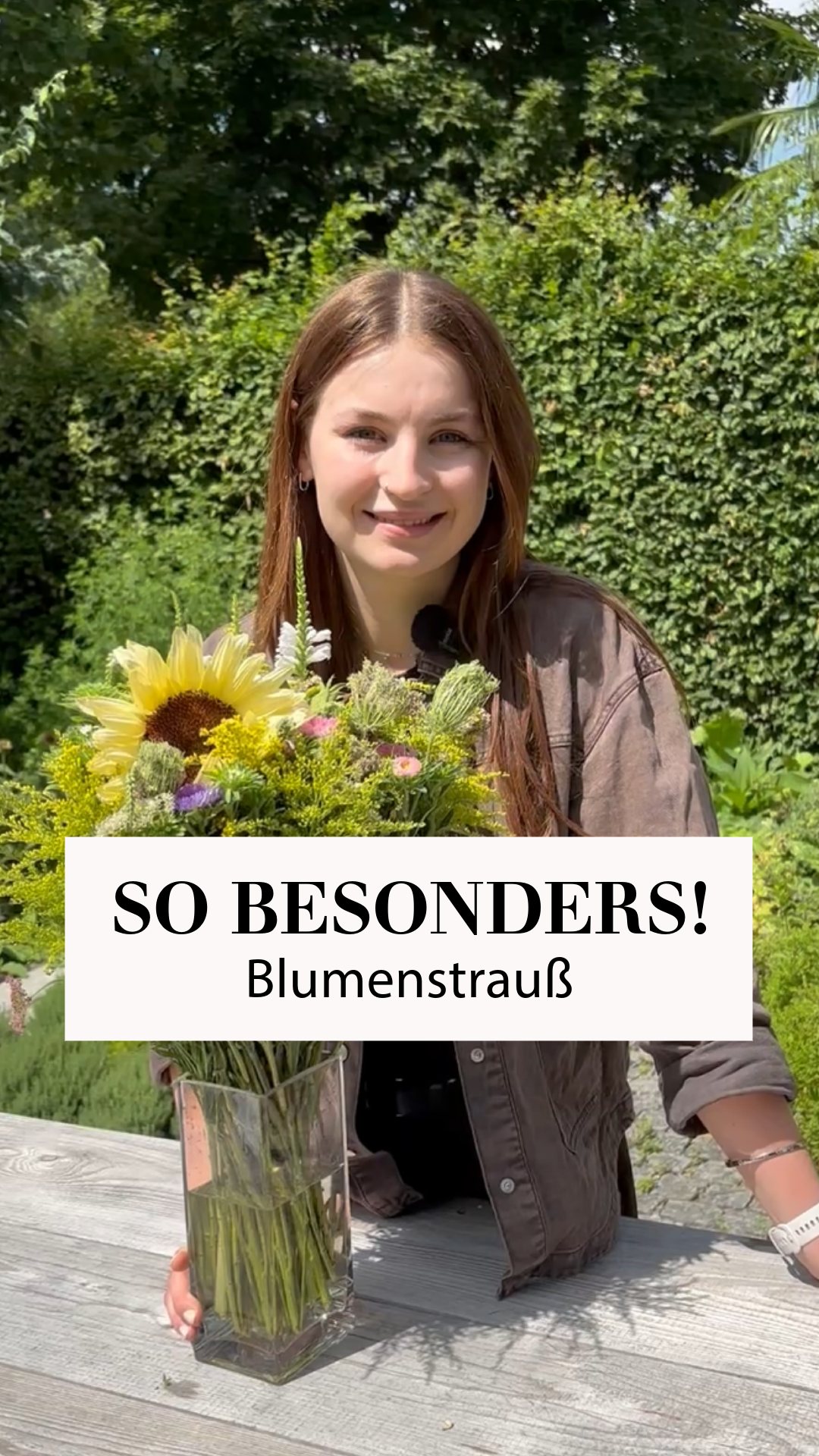 🌿✨ Wer hätte gedacht, dass eine Wilde Möhre zum Star eines Blumenstraußes werden kann? Sie sorgt mit ihrer luftigen, natürlichen Optik für den angesagten Wildflower-Look und macht jeden Strauß zu