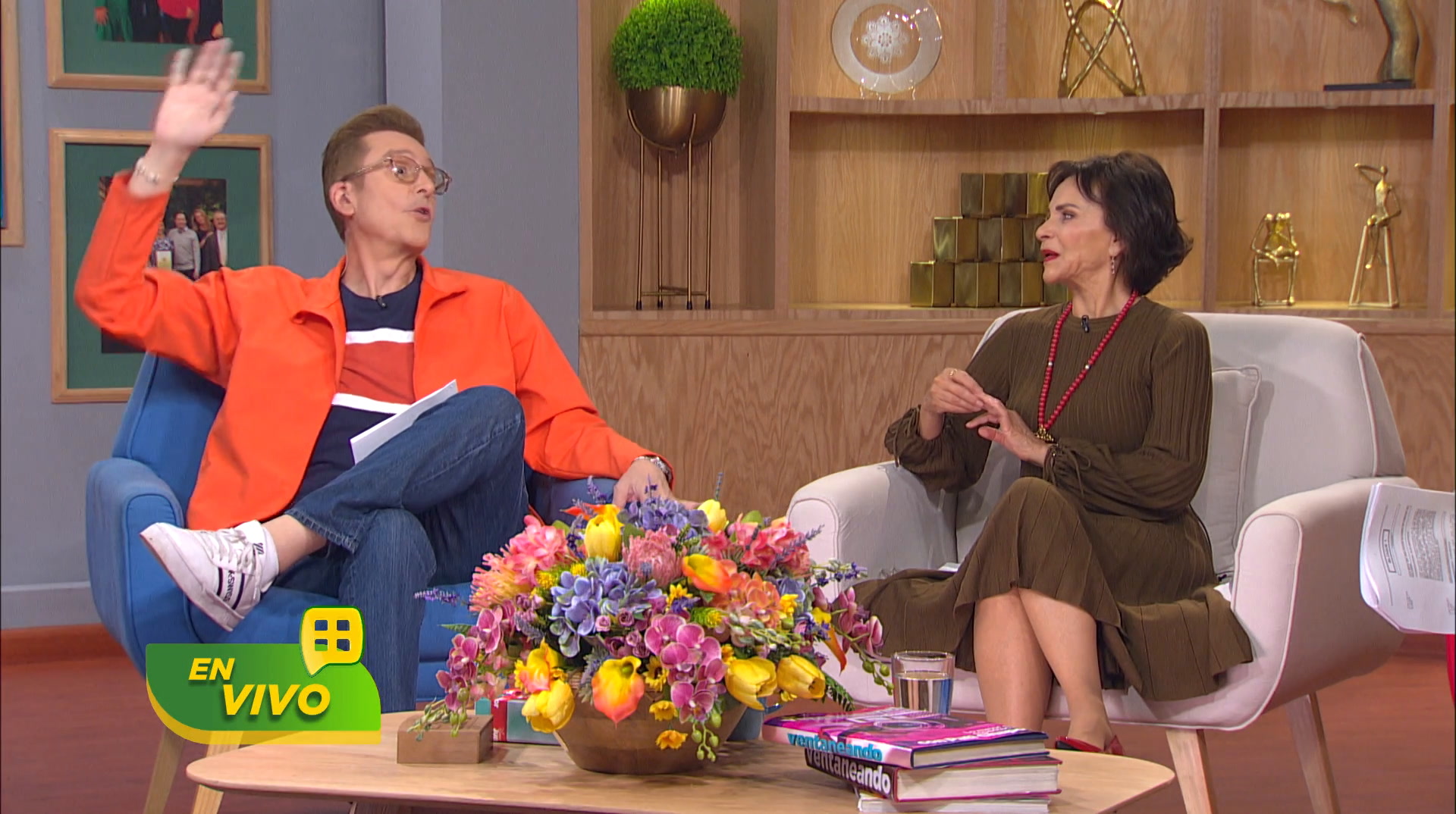 Sarah Bustani reanuda contacto con Eugenio Derbez Sarah Bustani