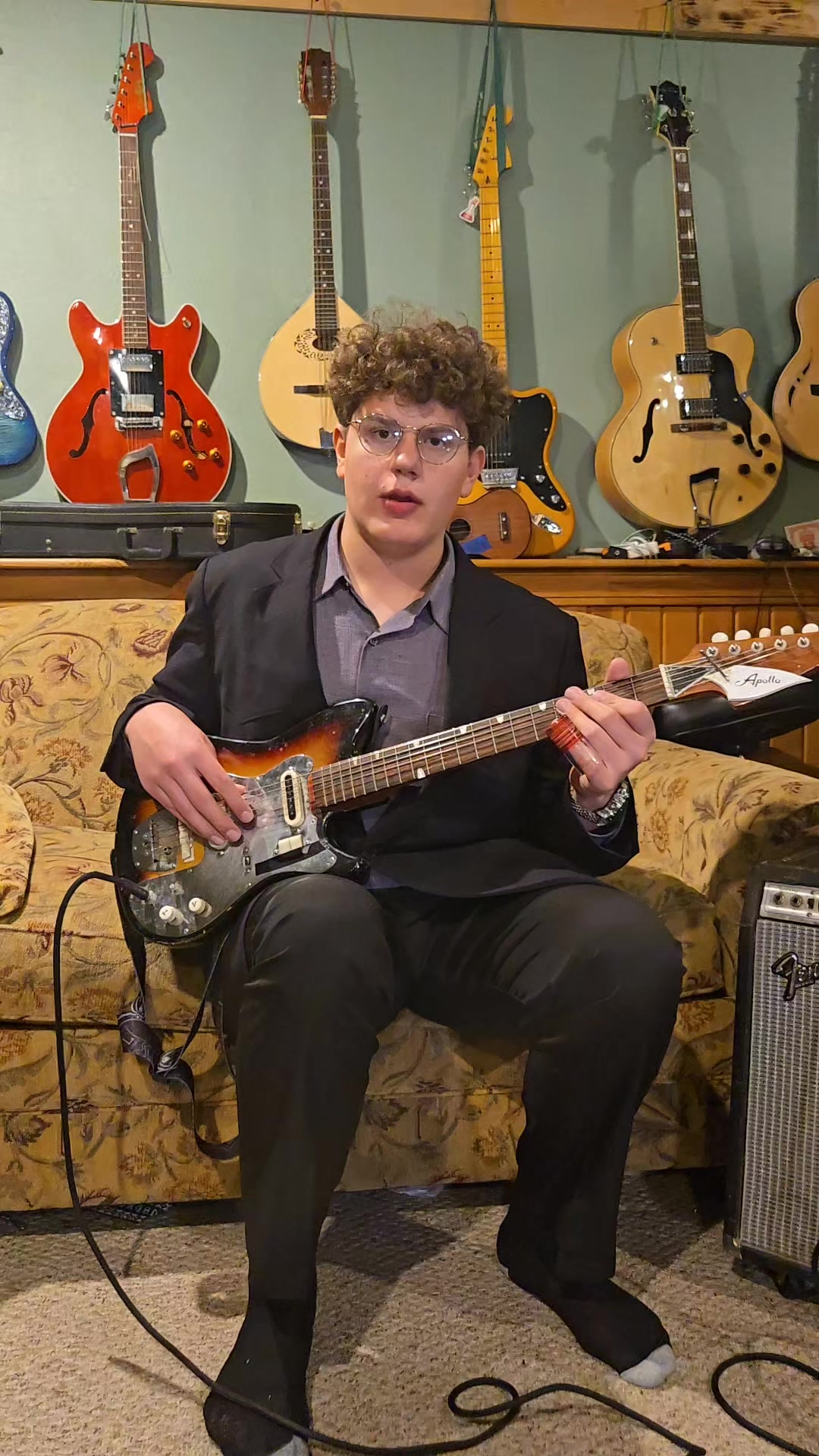how to dress like a blues musician All dressed up blues. #musician #blues #guitar #winter | Dan Linde Color:Green Bean 25BFCM$20SALE There's something undeniably cinematic