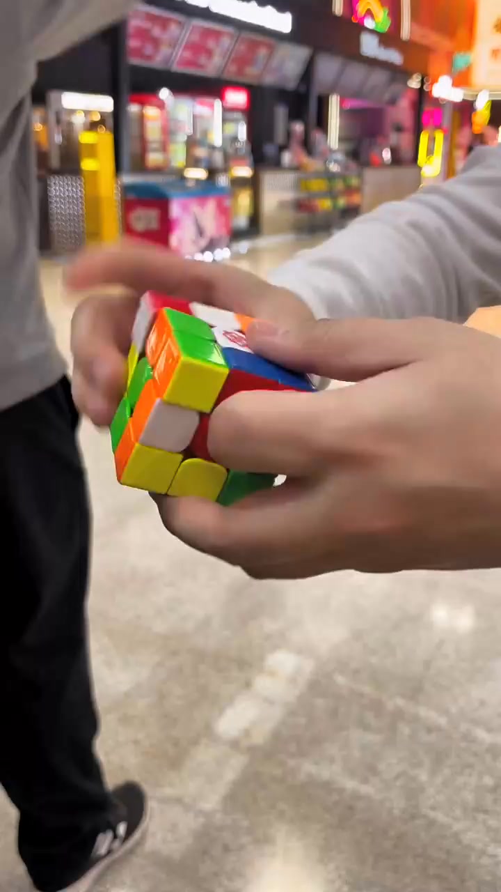 Rubik's Cube Tutorial #RubikCubeSolving #blindfoldedsolving | The Fuzzy ...