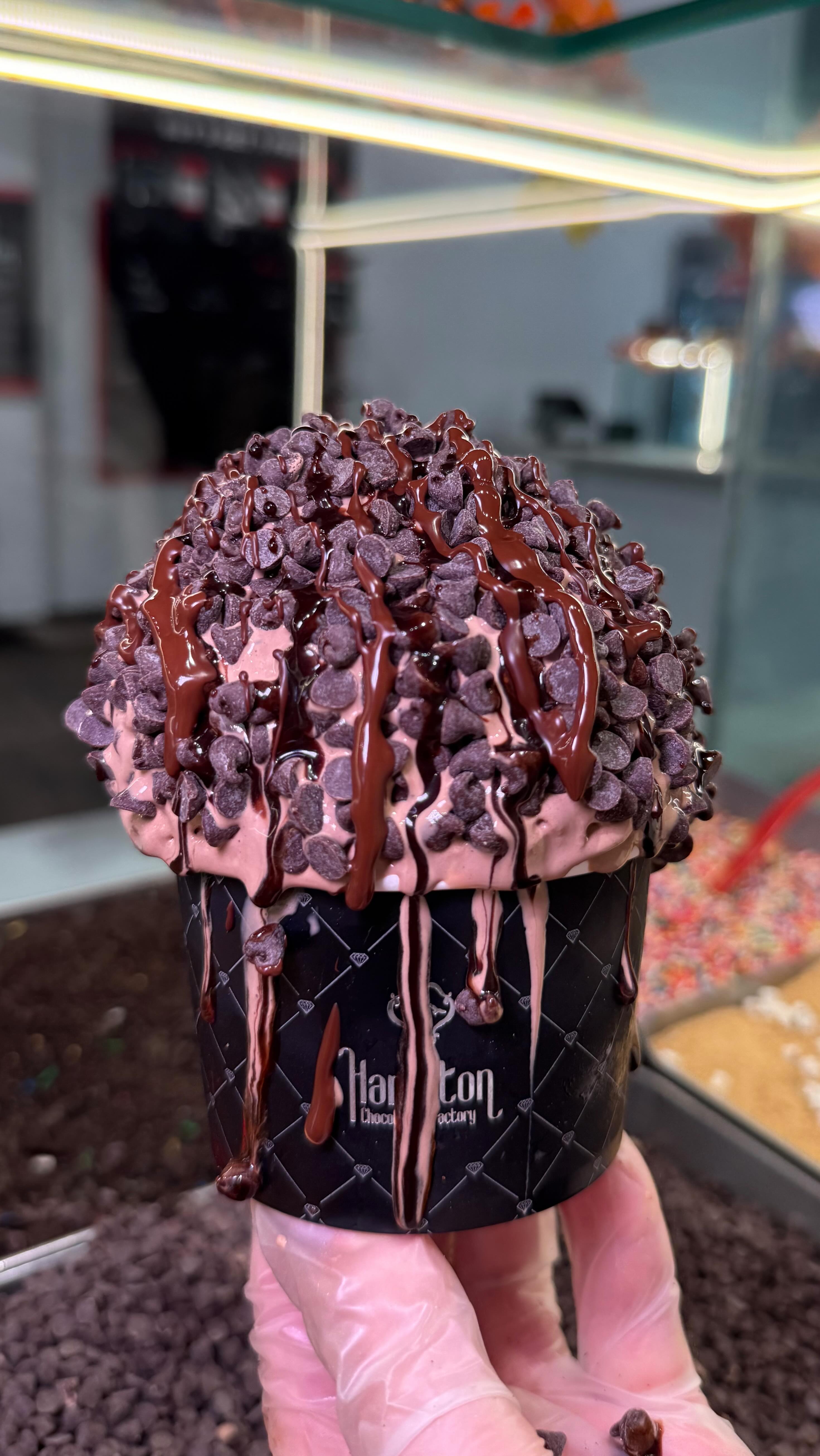 ALL the chocoholic vibes! 🍫 This is a true classic - sweet chocolate ...