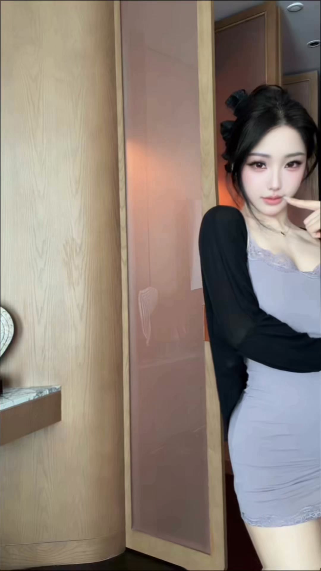 Mmm
