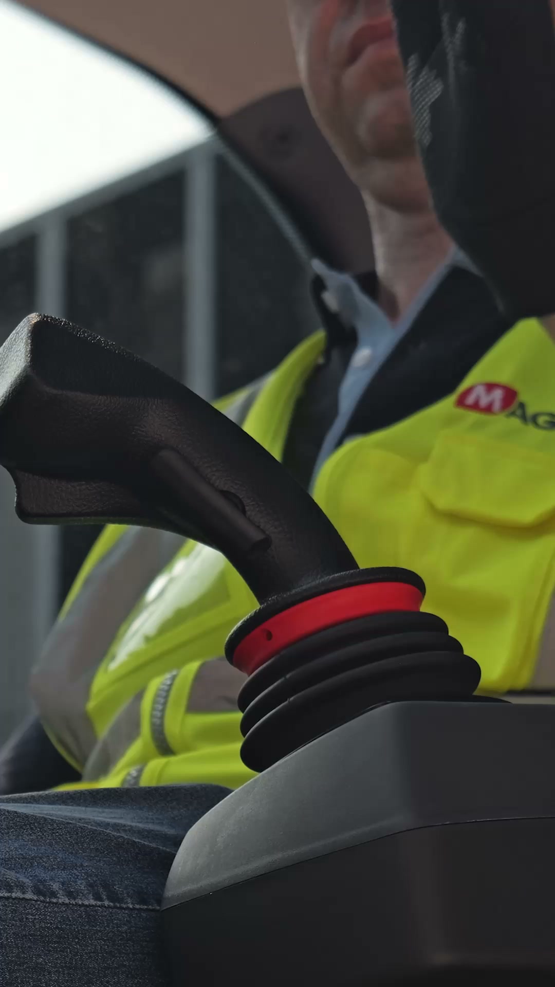 🇬🇧 All the heavy-duty power at your command in the latest