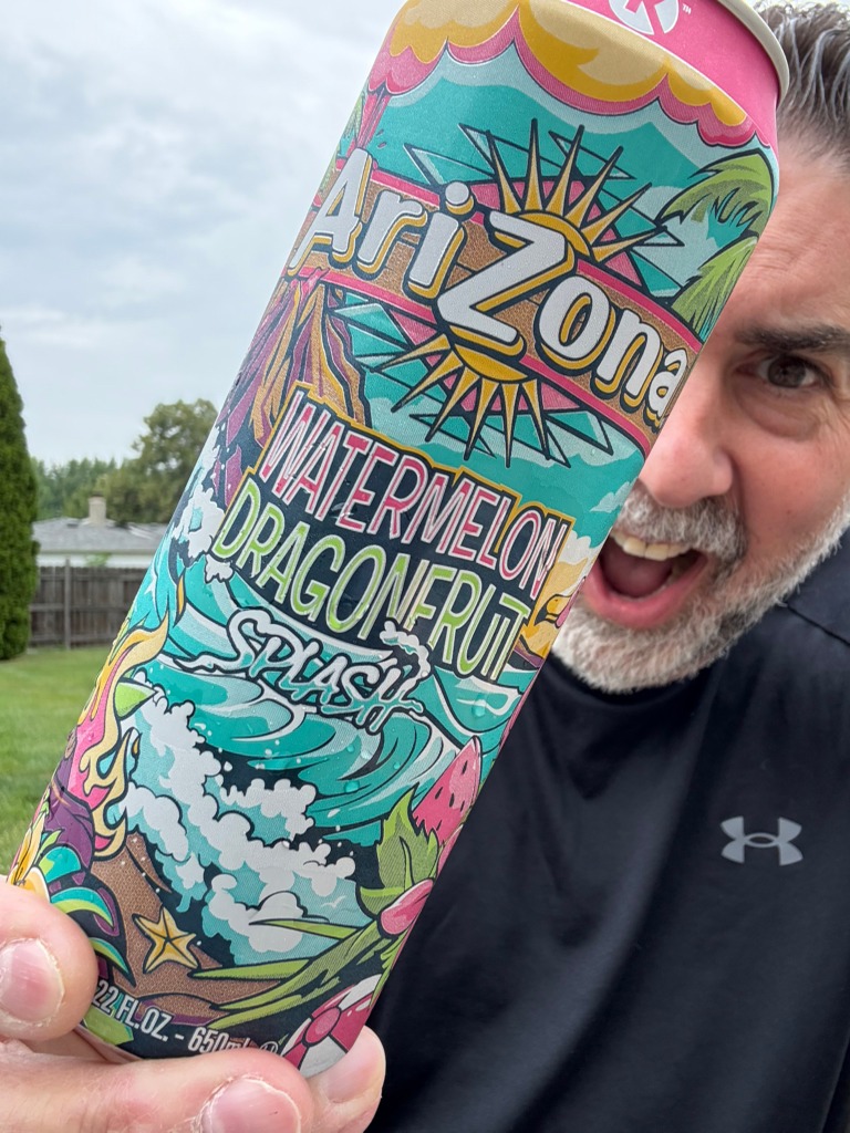 NEW flavor drop is making a serious splash! 🌊 Arizona Iced Tea