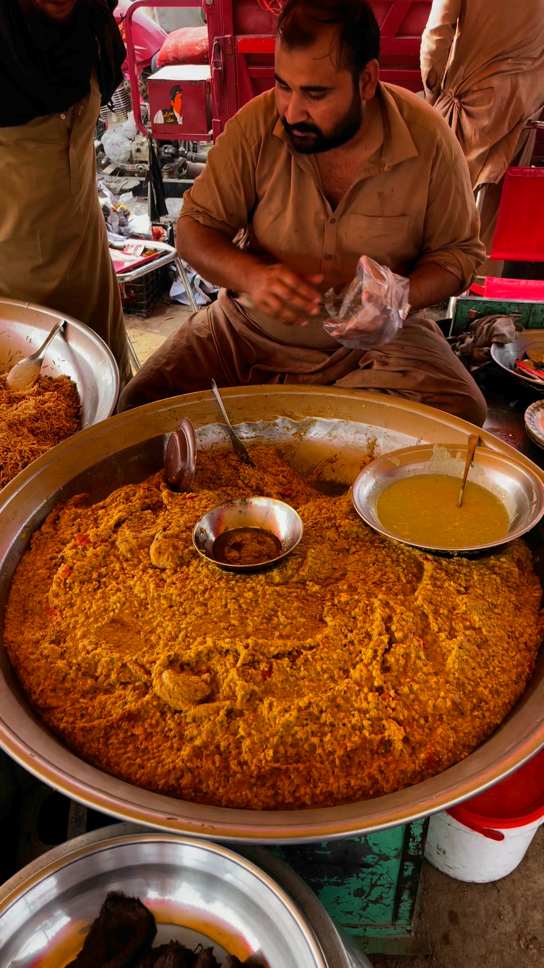 Famous Charsadda Chawal | Charsadda Motay Chawal | Mela Food #Reels # ...