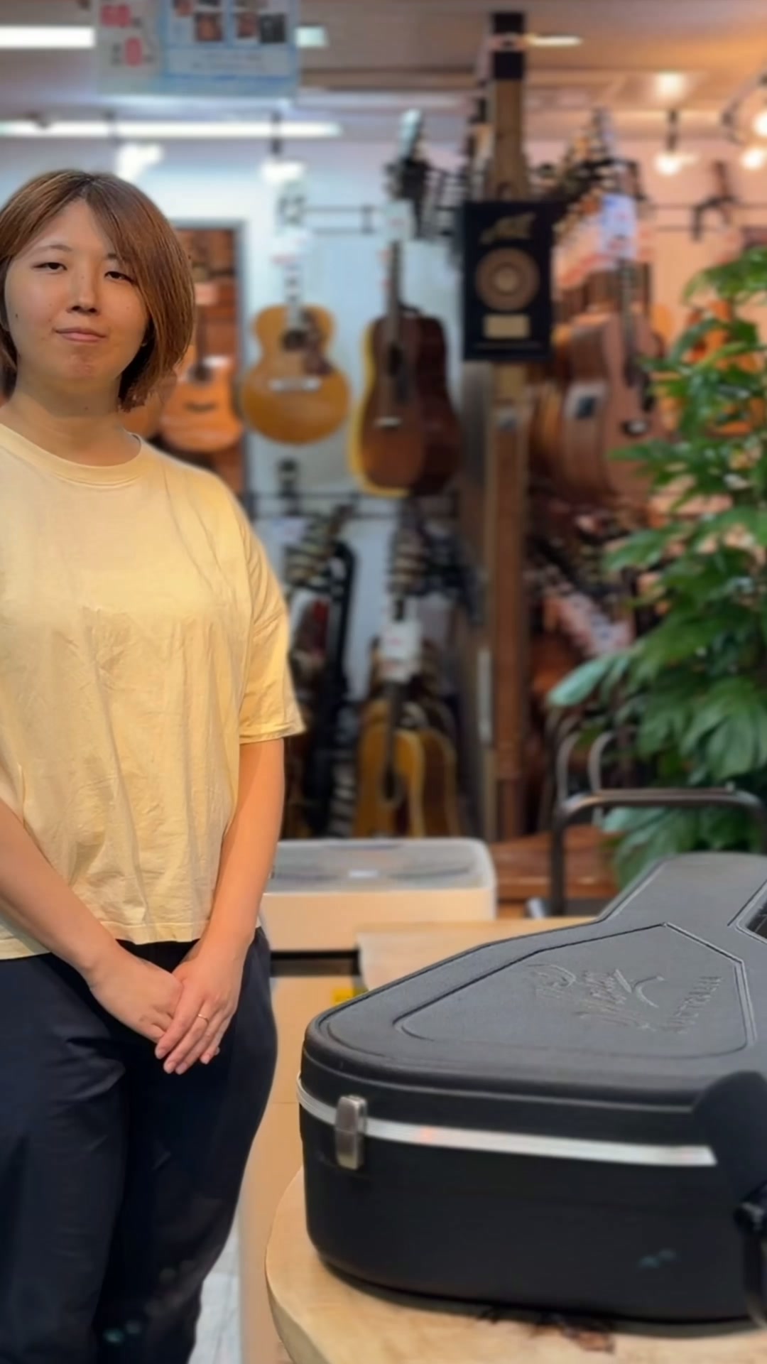 Dolphin Guitars(ドルフィンギターズ） | Suita-shi Osaka