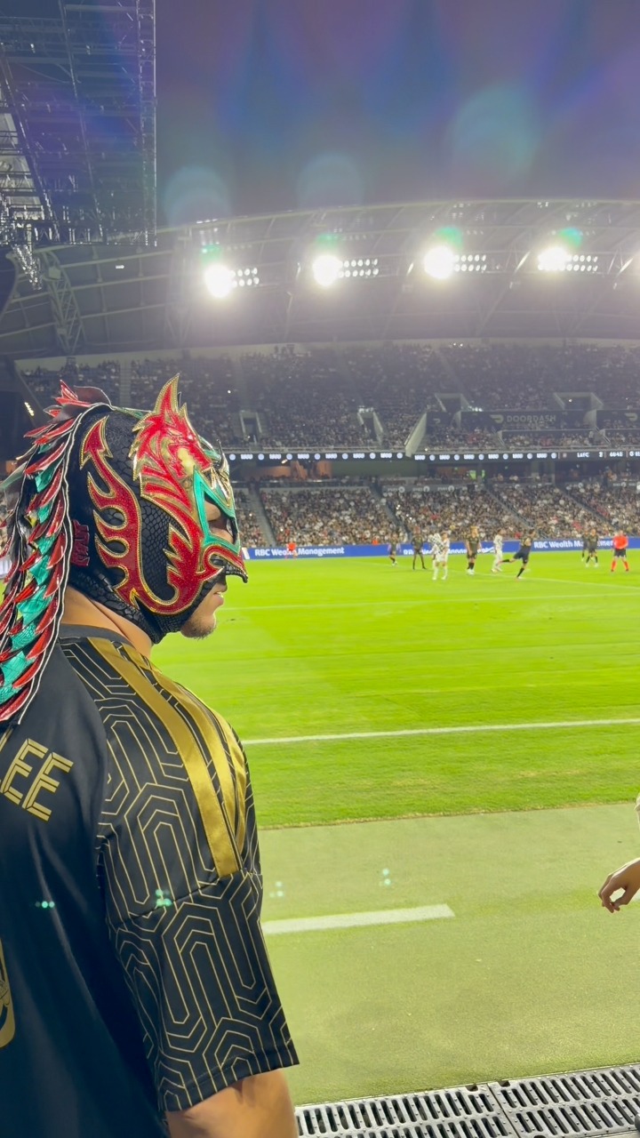 Dragon Lee ドラゴン・リー (@dragonlee15) - Photos | Facebook
