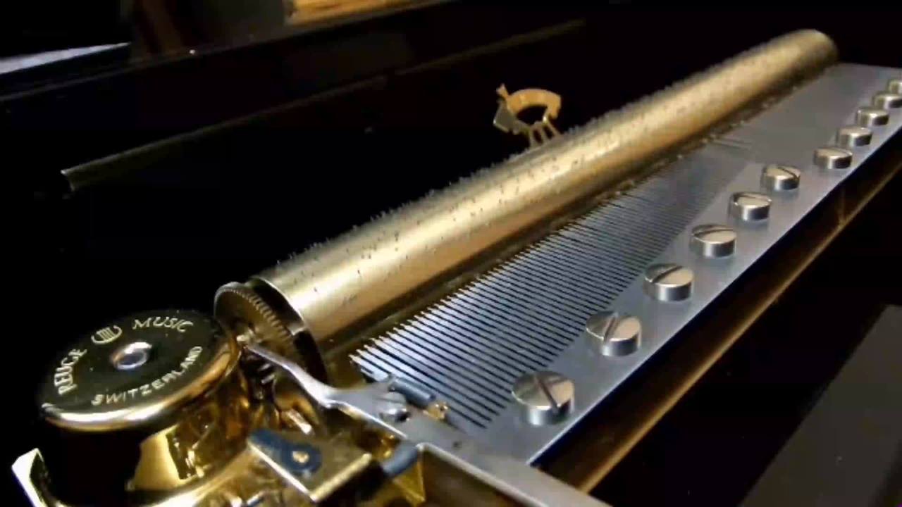 Pachelbel Canon in D on a beautiful Reuge Music Box, a 3 part