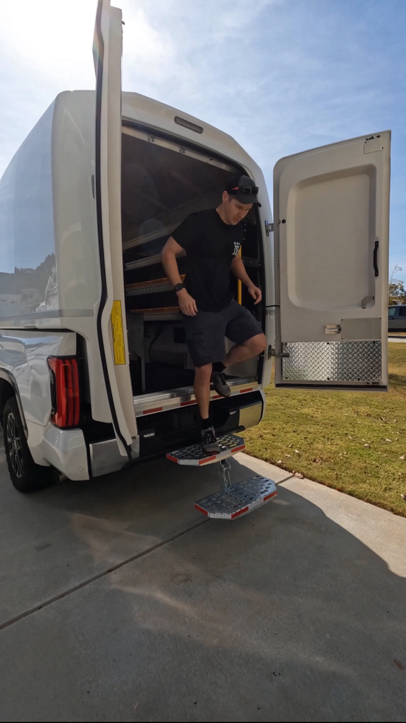 Customizing my SpaceKap 🚛 Welcome back as I try to optimize space and ...