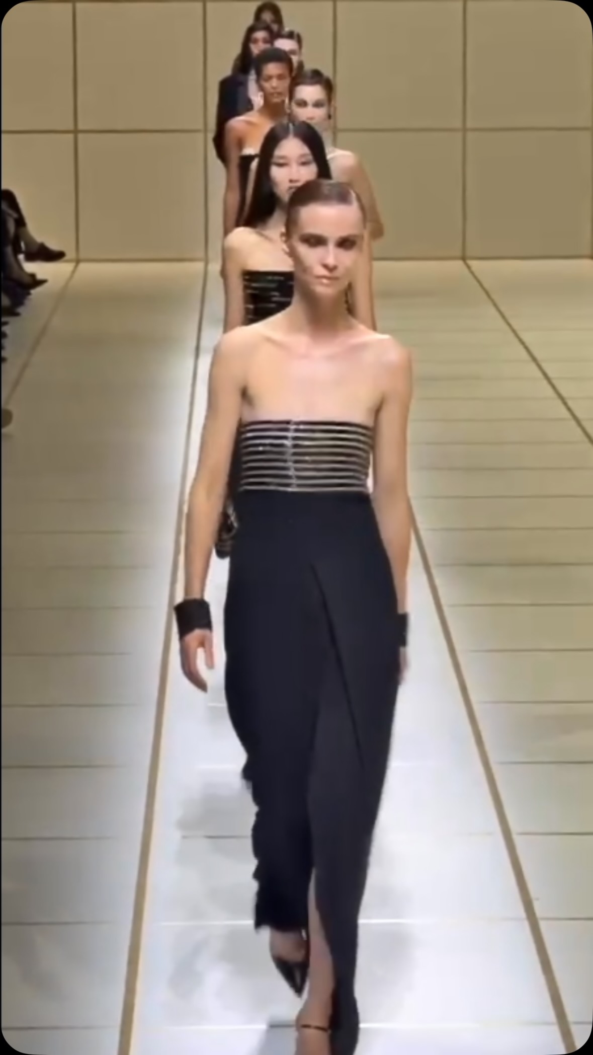 Finale of @GiorgioArmani Women's Spring / Summer 2027 #MFW. View
