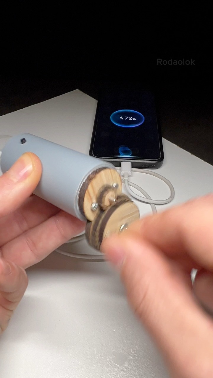diy homemade juul charger A Emergency Powerbank… Made by Hand! I built a super compact hand-crank mini generator! 🔧⚡, A small DC motor, a couple of gears, a supercapacitor and a powerbank module… and suddenly th ELF BAR AND LOST MARY Flavor:Pink Lemonade 25K Home of KCMO's Grandest