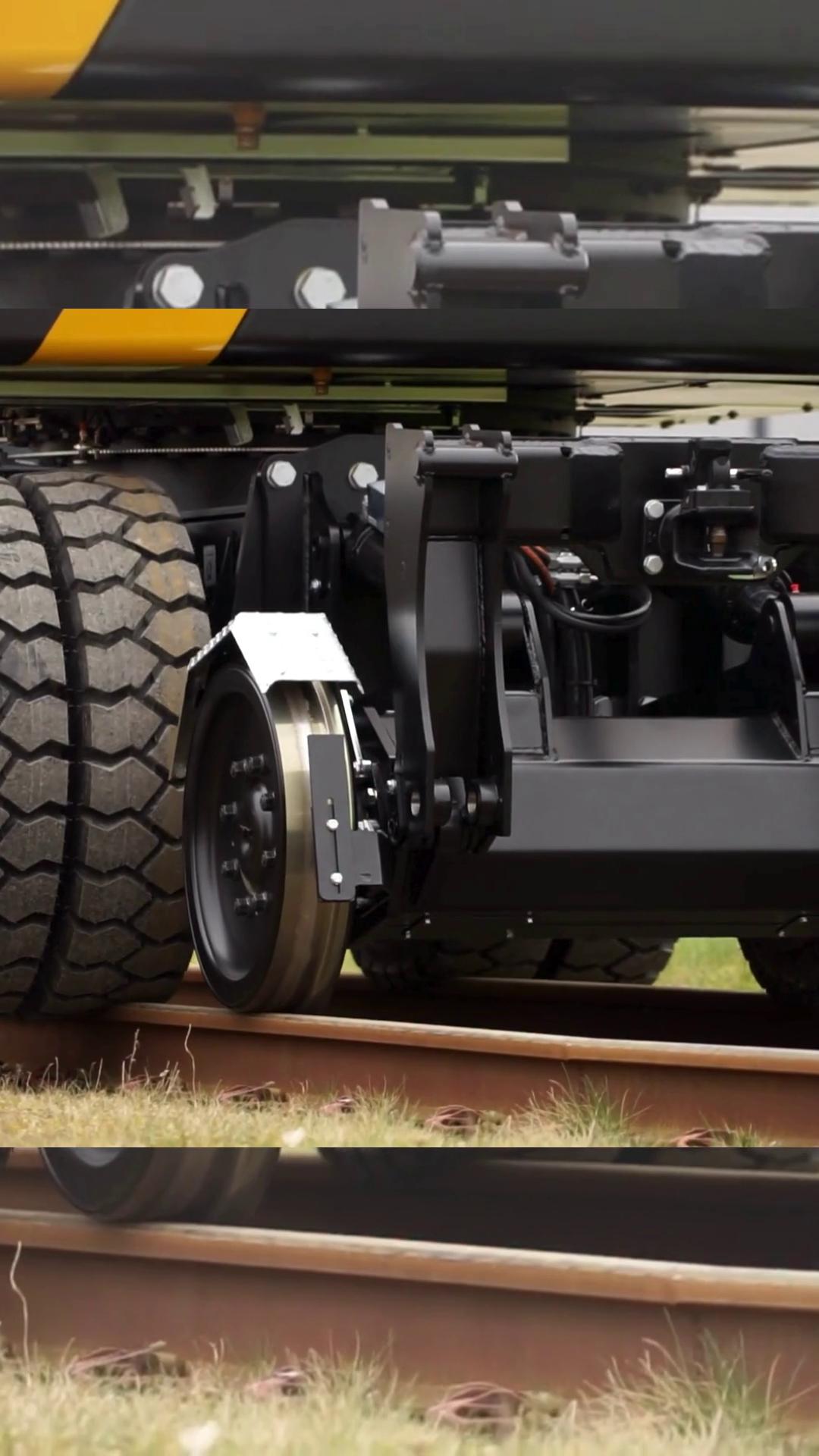🚄💥 Rail-ready—and then some. You're looking at the Hydrema MX20G Rail ...