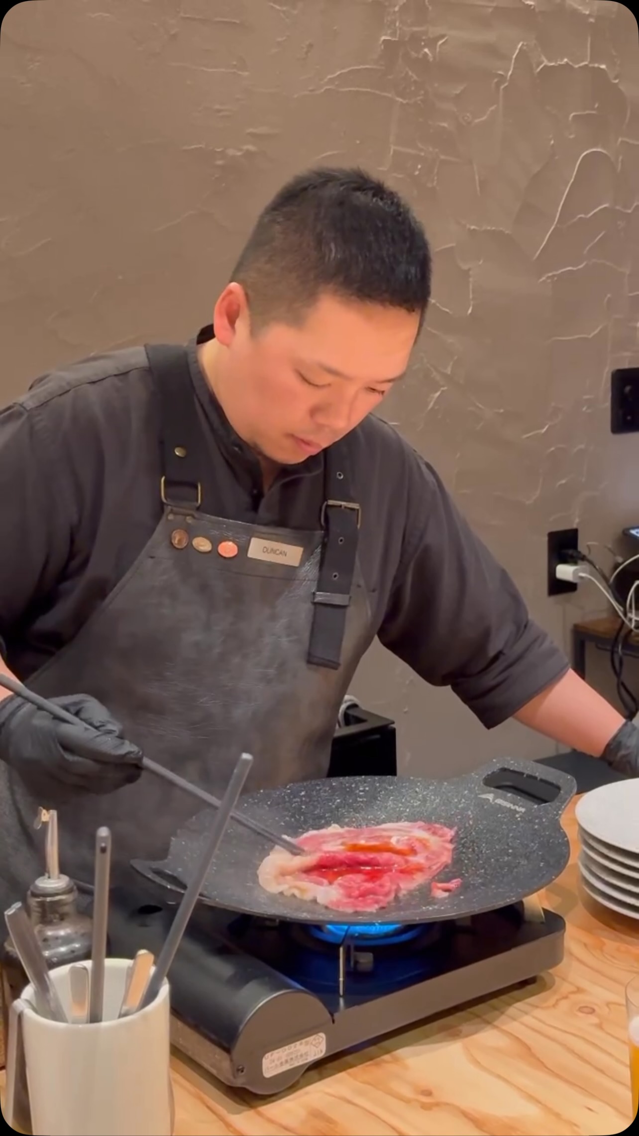 すき焼きは肉だけ Wine&Sukiyaki | Sapporo-shi Hokkaido