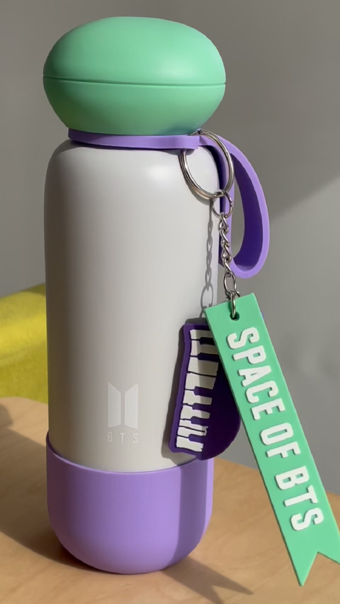 BTS space of BTS マニラ 限定 タンブラー BTS pop-up store in Metro Manila 2025 with limited edition merchandise