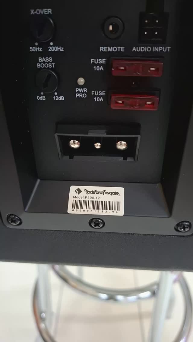 Lightning Audio L-11000D monoblock, L-4300 4 channel flexing this
