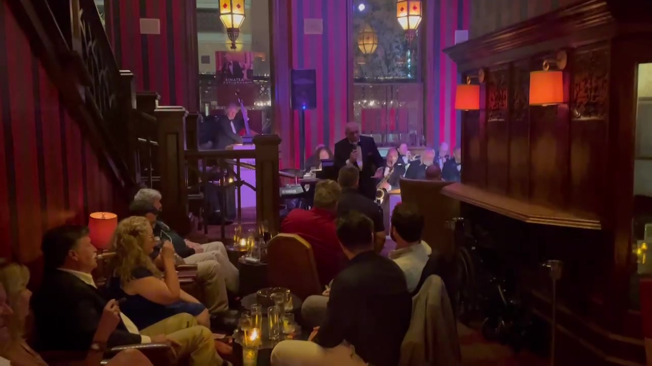 carnegie club dress code What are cool jazz bars in NYC like Club? Size:6 Size:M (US 10-12) plus size beige wedding Jazz club nyc