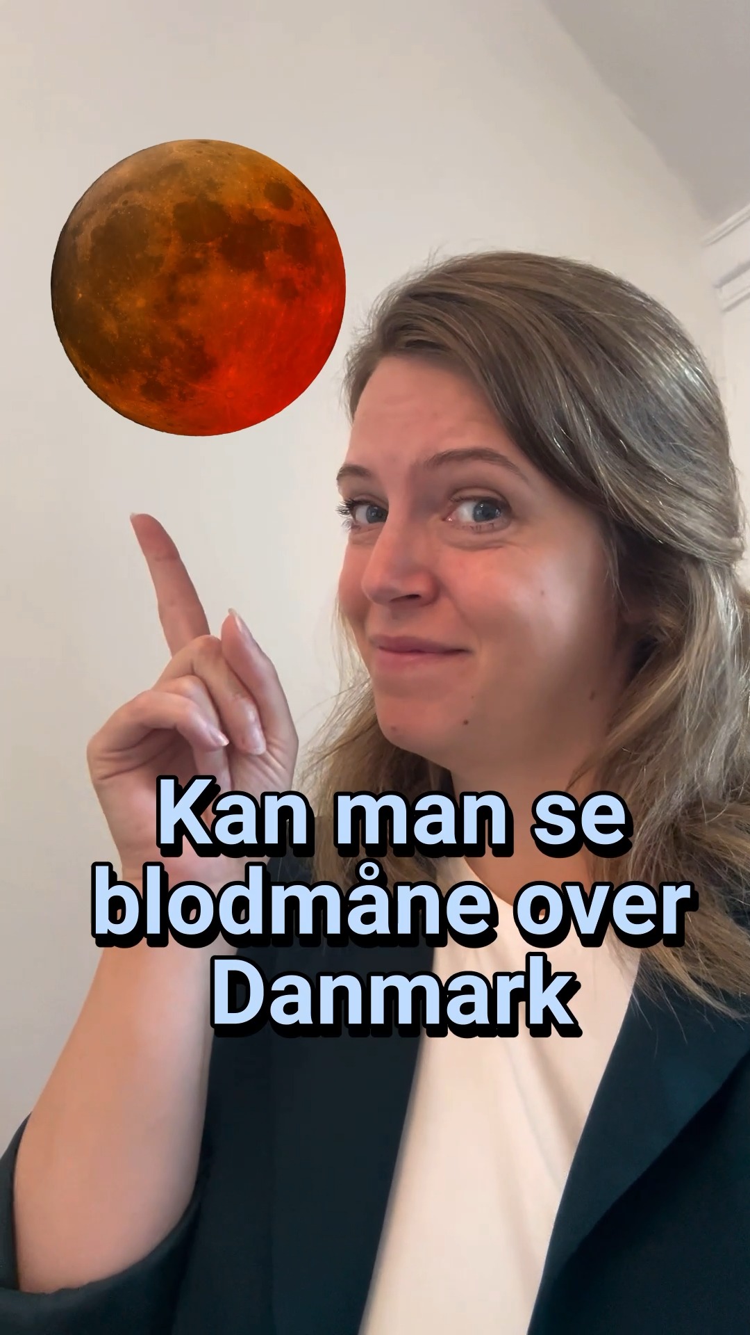 Om en måned kan man se en total måneformørkelse over Danmark. Månen ...