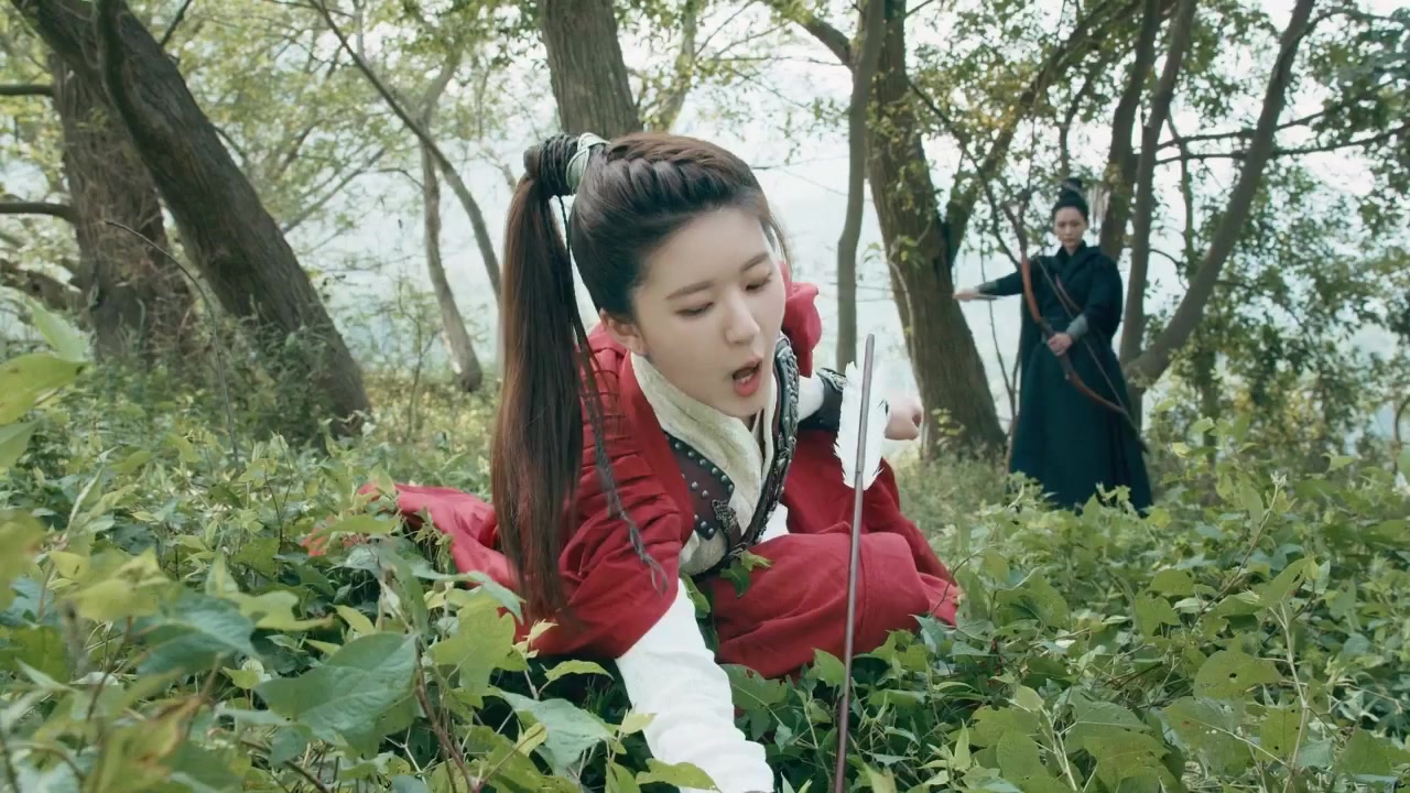The scheming princess attacked her sister from behind, but the prince ...