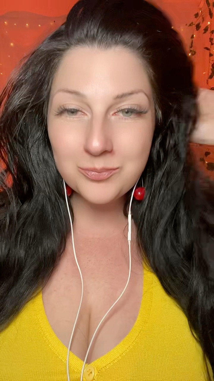 Chloe Blossom Videos