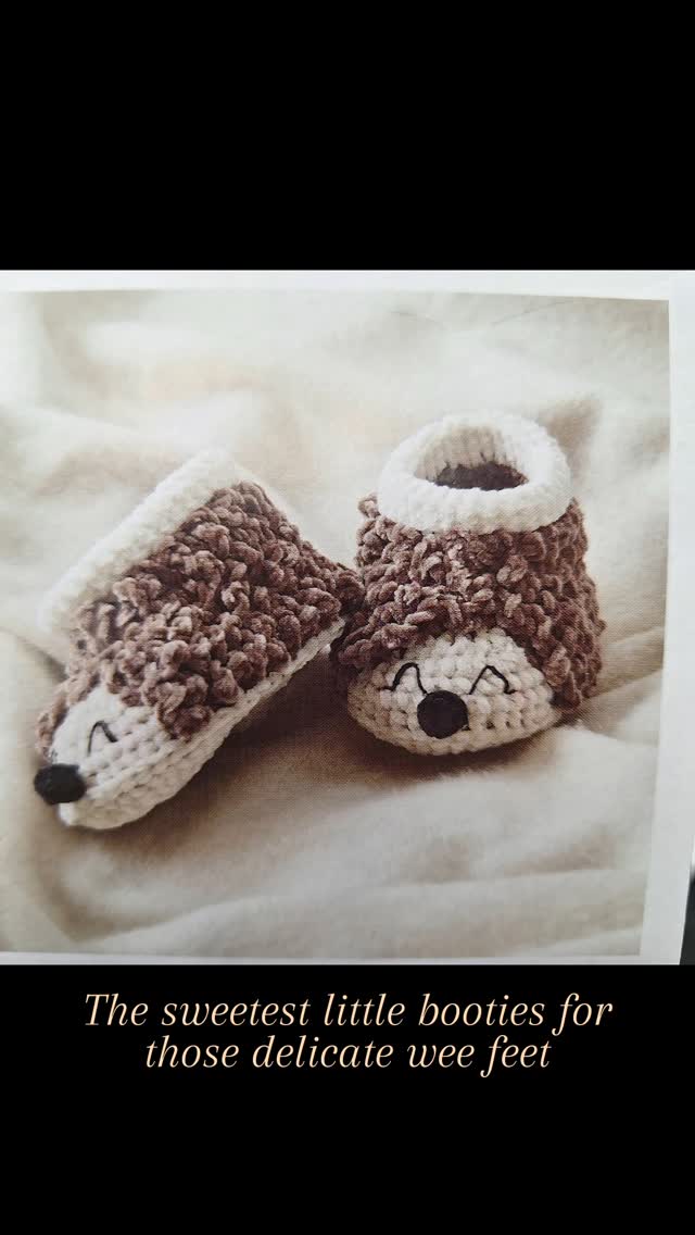 Kit Crochet Baby Booties – Hérisson De Rico Design Des Chaussons Douillets Et Originaux Pour Bebe 36509