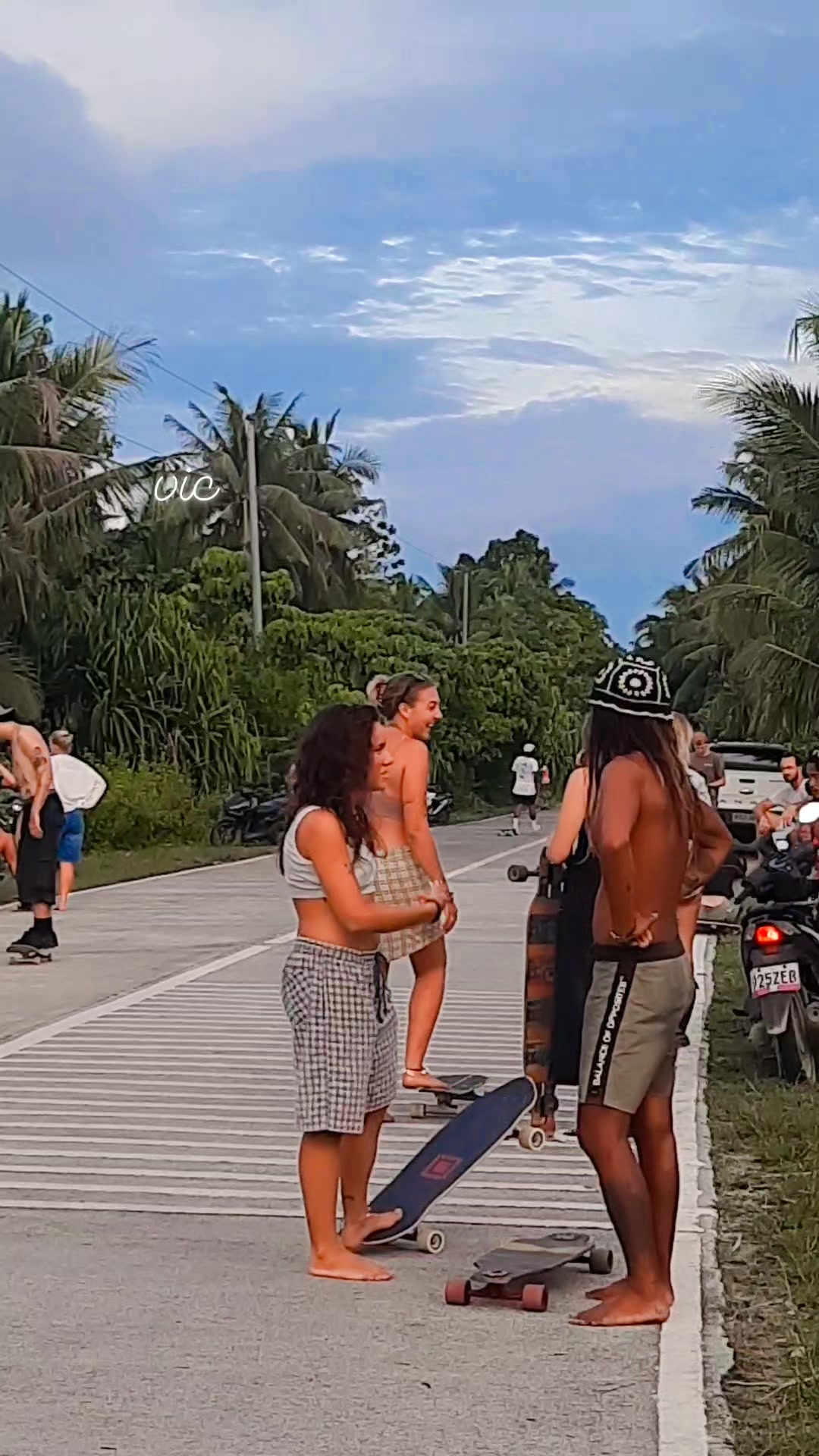 kapag mag siargao ka pakiramdam mo nasa ibang bansa kana #AFAM #road # ...