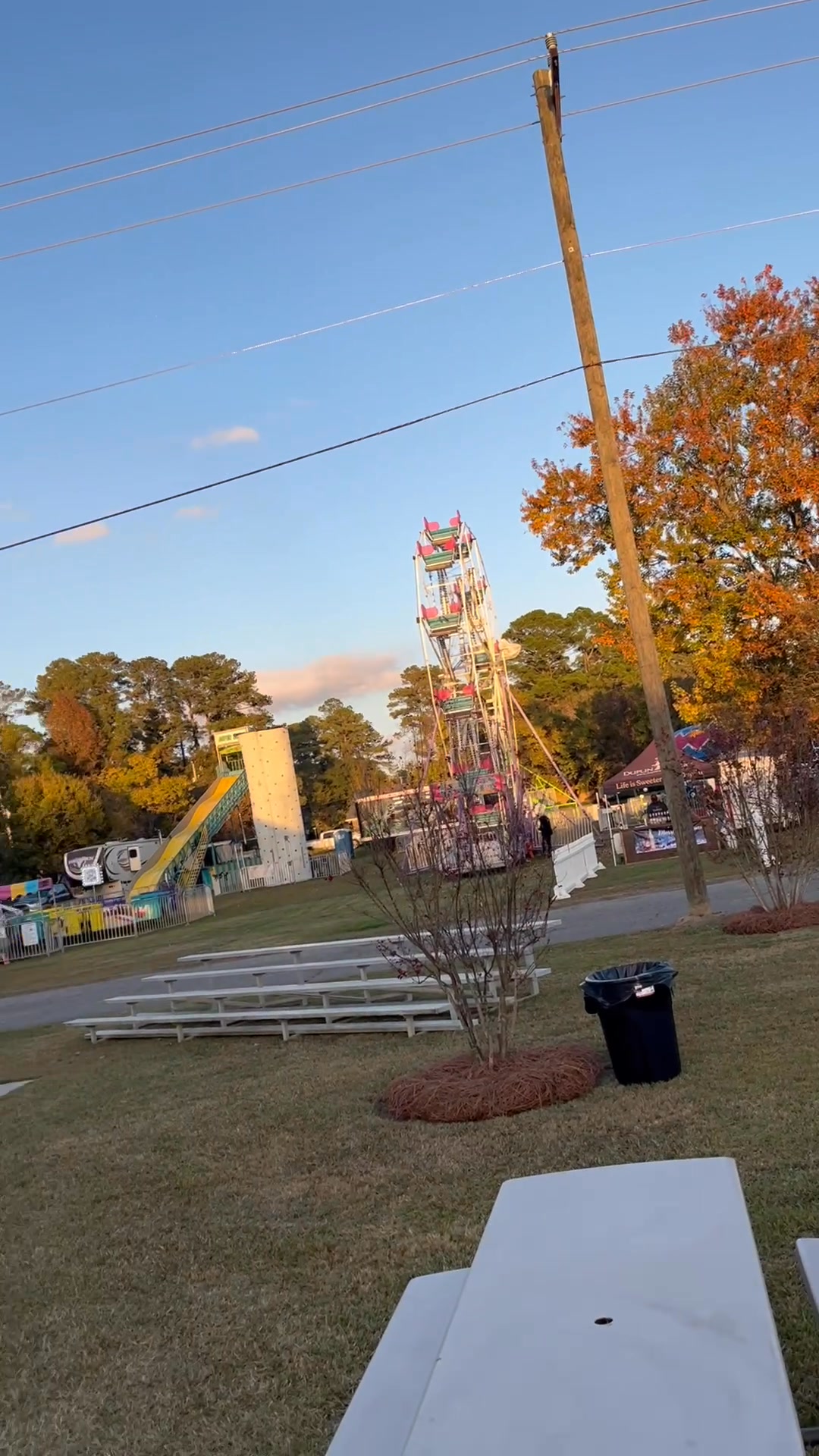 Don’t miss it! Come on out to Rose Hill TONIGHT! Rides open at 5pm ...