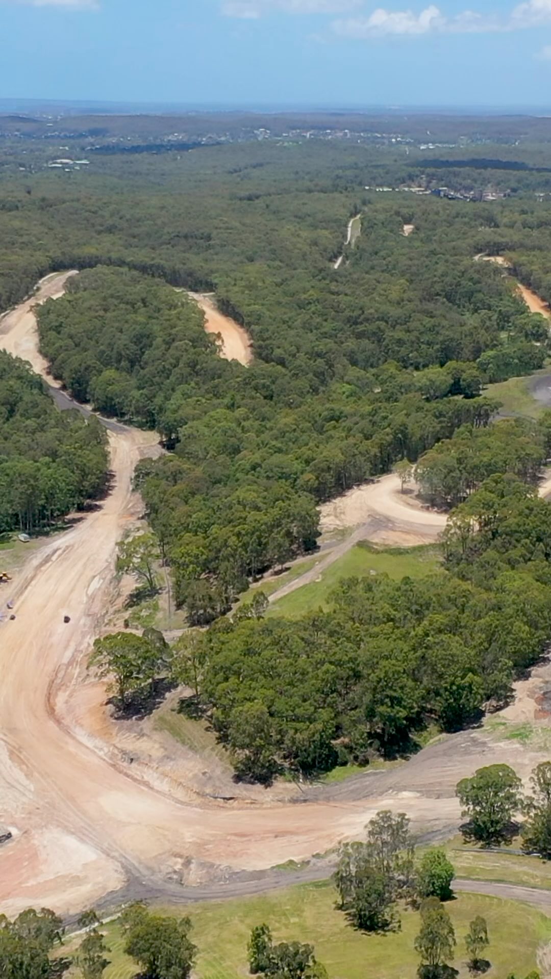 Construction on the landmark Black Rock Motor Resort has hit top gear ...