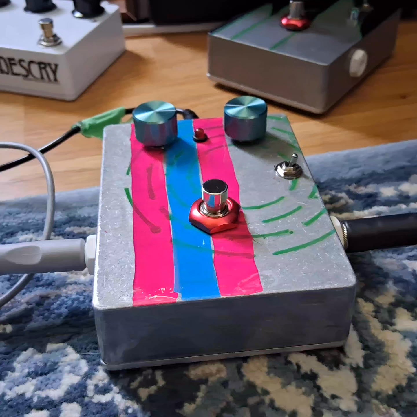 Svel shoe gazer guitar pedal inspired by Devi Ever Soda Meiser and