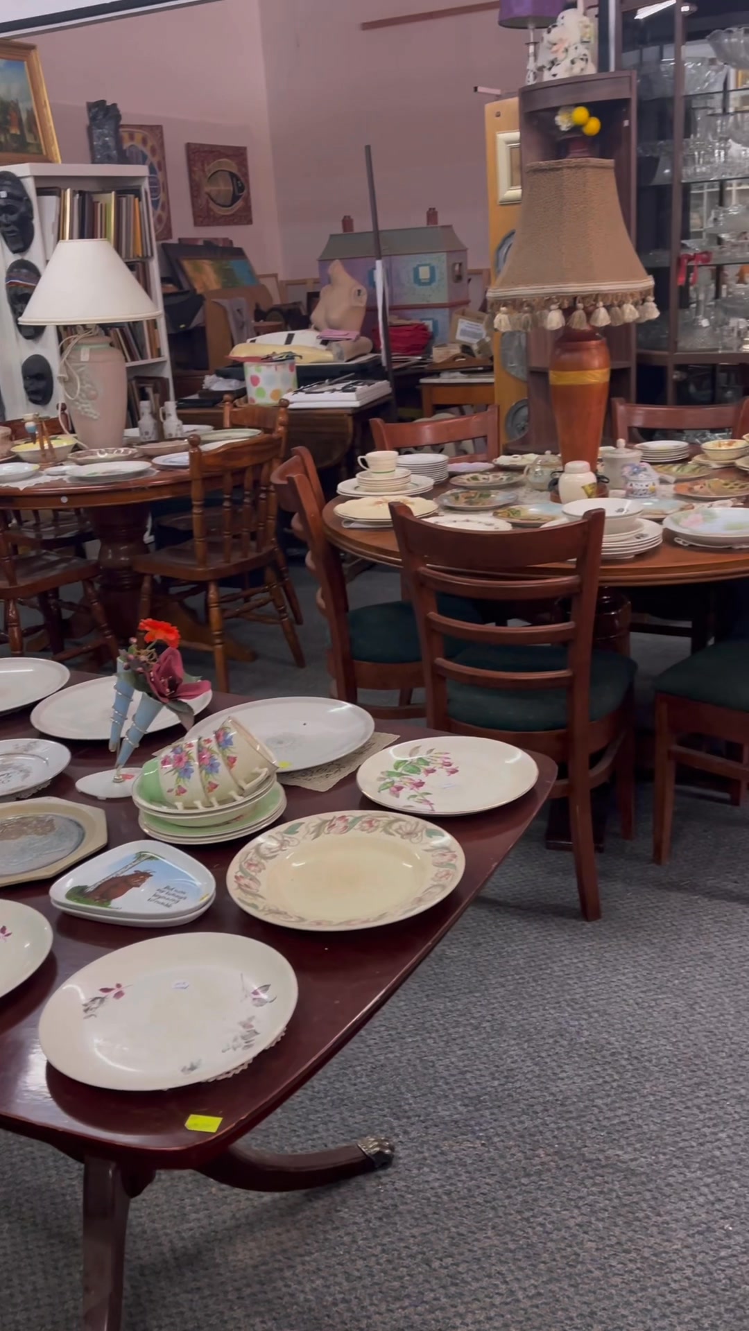 KE ART & Antiques and Collectables