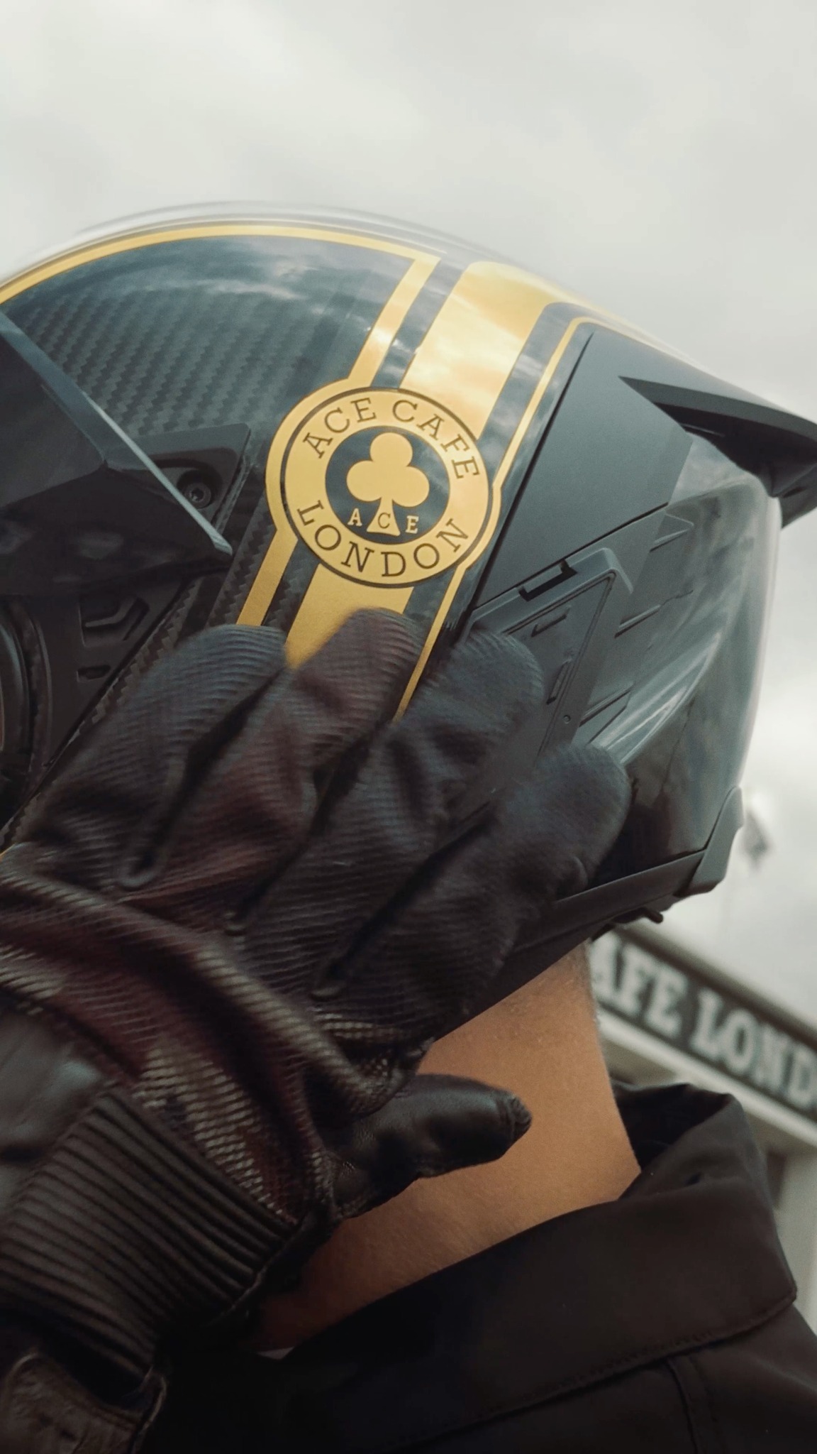 The Gold standard for safety 🥇 The EOX Ace Cafe is ECE 22.06