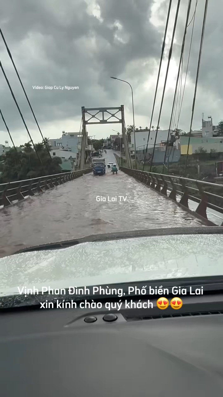 Nếu bạn là một người yêu biển thì nhất định ko thể bỏ qua Vịnh Phan ...
