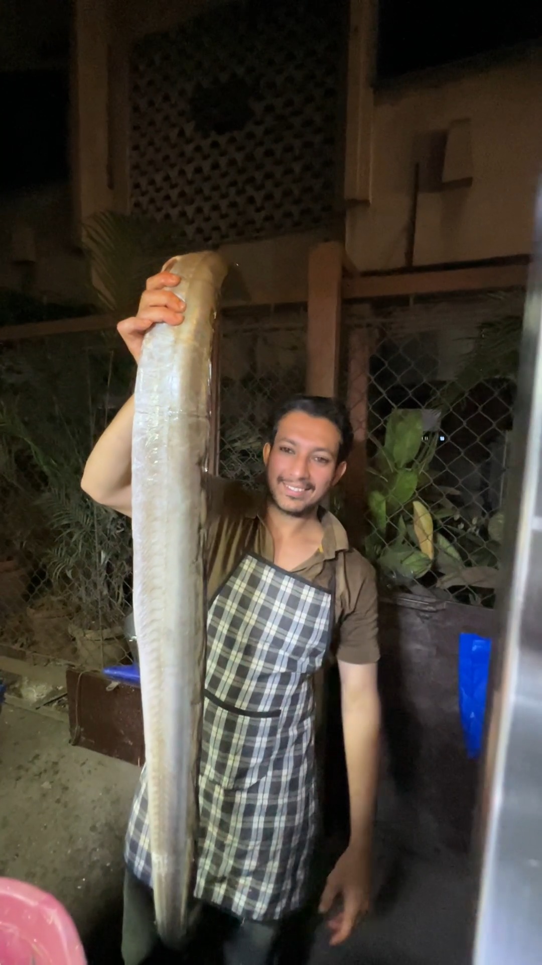 World's Biggest Fish Fry By Salman Bhai | Hmm | Facebook