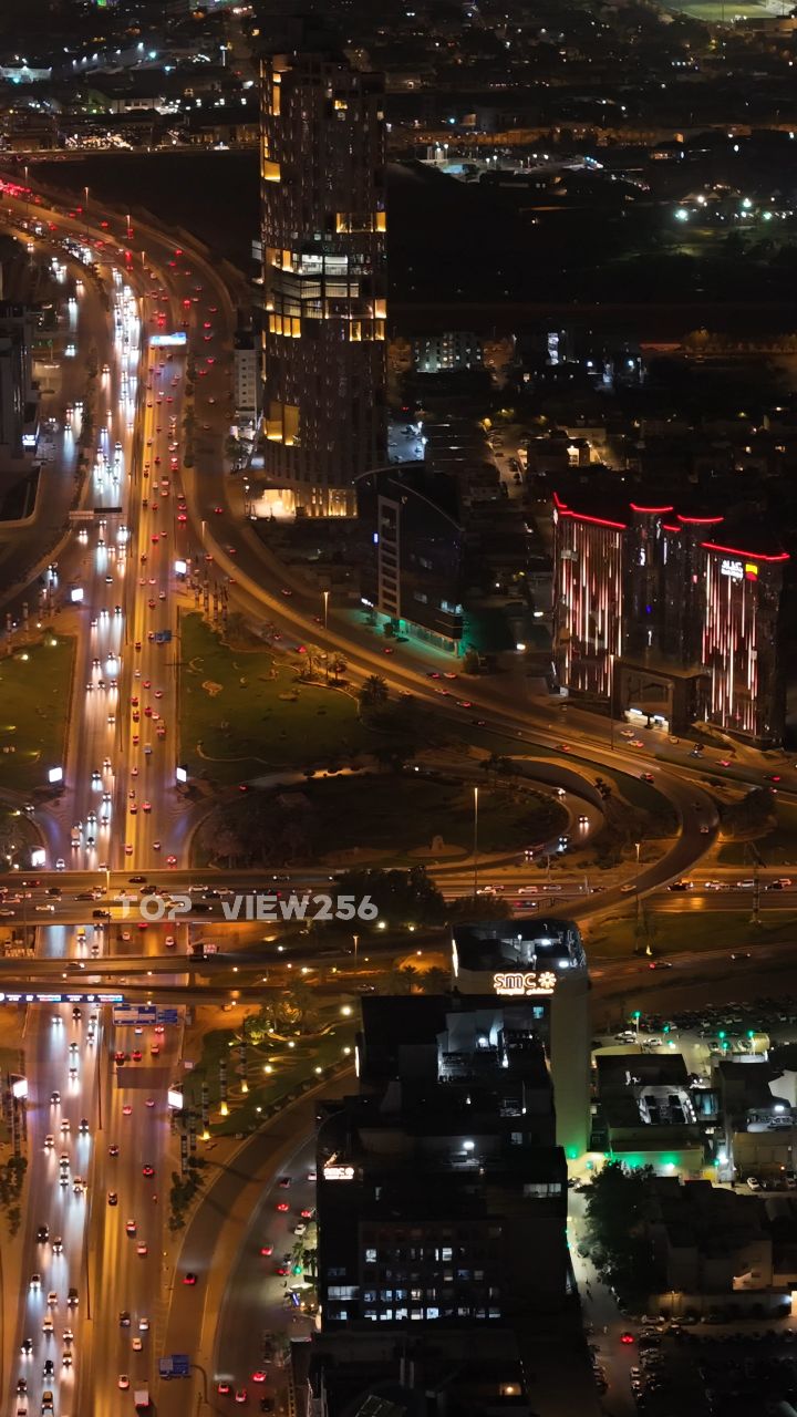 ميدان القاهرة - وسط الرياض @topview256 📸 Cairo Square - Central Riyadh ...