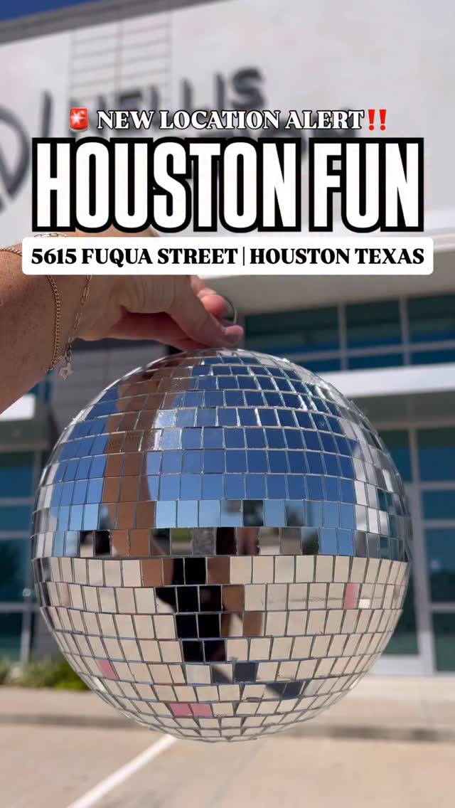 SAVE THIS AUCTION INFO!!!! Hey y’all!!! @thathoustonmom here and y’all ...