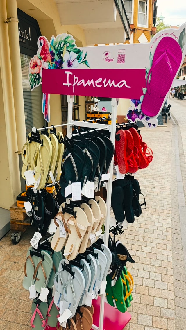 🇧🇷☀️ Sommer-Update im Schuhzimmer!, Frischer Nachschub ist da! 😍 Unsere beliebten Ipanema Flip Flops sind wieder eingetroffen und warten bereits draußen auf euch. 🌴🩴, Perfekt für heiße Sommertage –