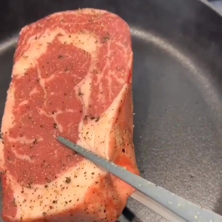 Repare bem ️ Um RIBEYE GOLD ANGUS VPJ 🐃🥩 sendo Preparado na panela de ...