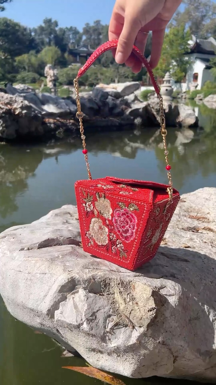 SOLD OUT アジアン雑貨 Step into our vibrant Asian Gardens and explore the latest finds