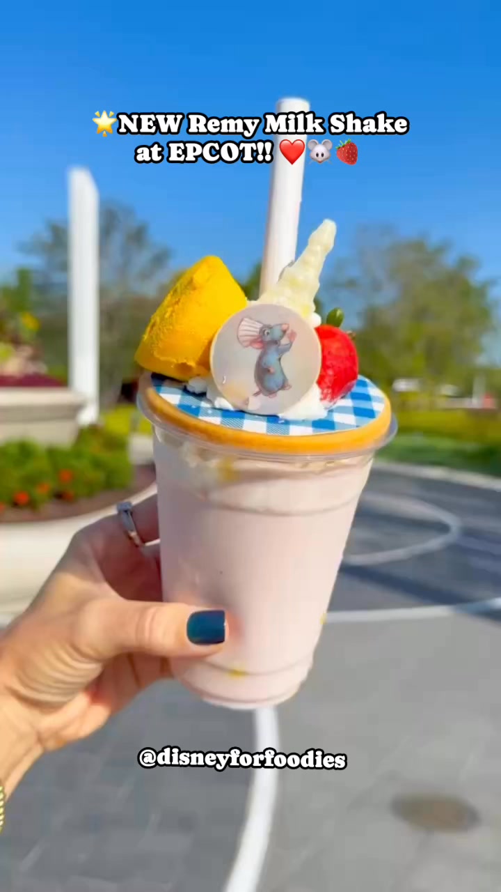 🌟NEW Remy Milk Shake at EPCOT!! ️🐭🍓NEW Remy Strawberry-Cheesecake Milk ...