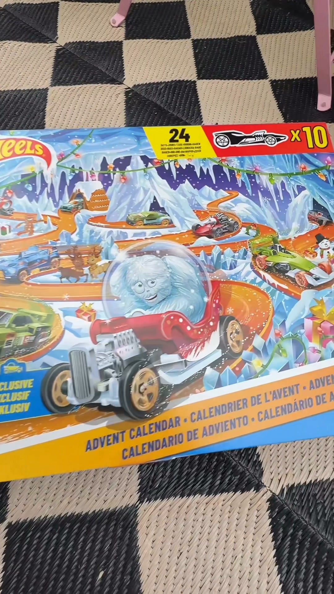 This hot wheels advent calendar is here and I can't believe I was