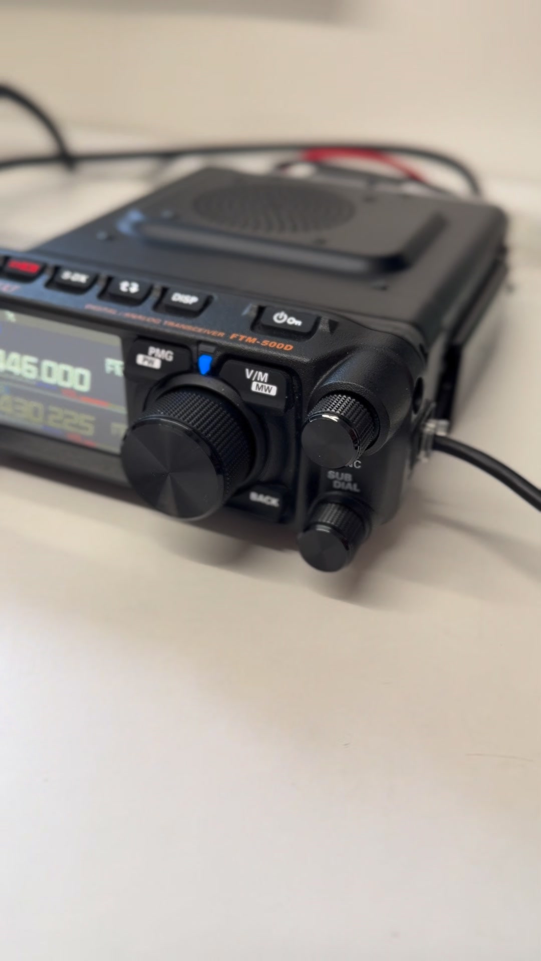 🚨 YAESU FTM-500 🚨 Unleash dual-band dominance with a razor-sharp