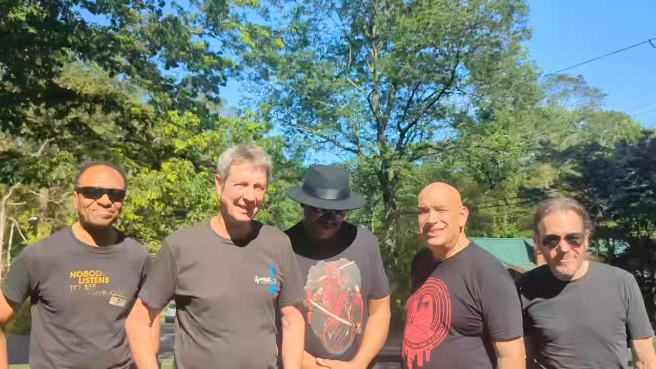 Hanging out in Connecticut... Coming up: Rochester, NY, New York, NY ...