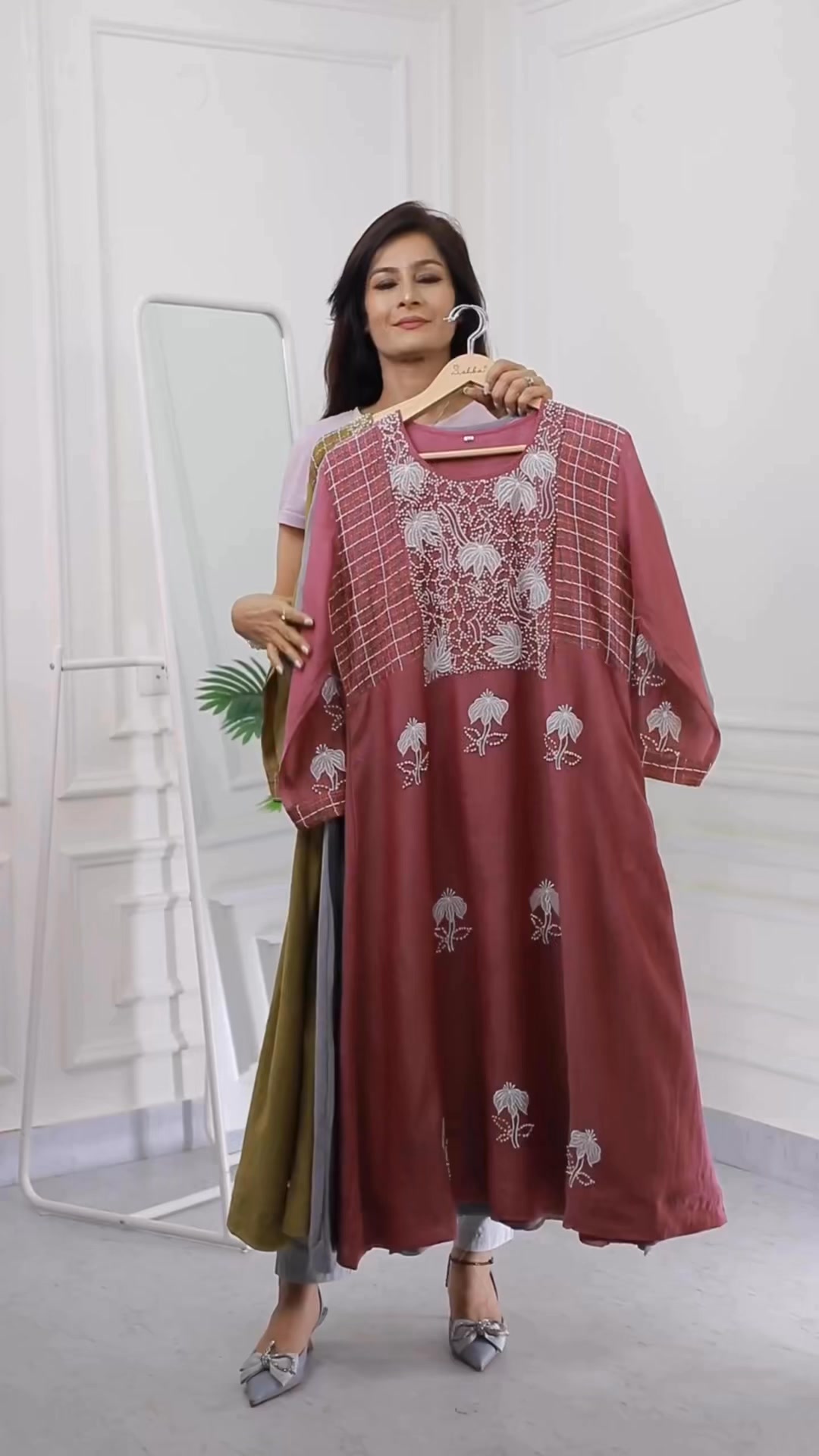 Festive elegance made effortless.A-line Mulchanderi set with french ...