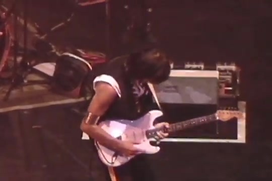 Freeway Jam by Jeff Beck in Japan with a who's who of luminous