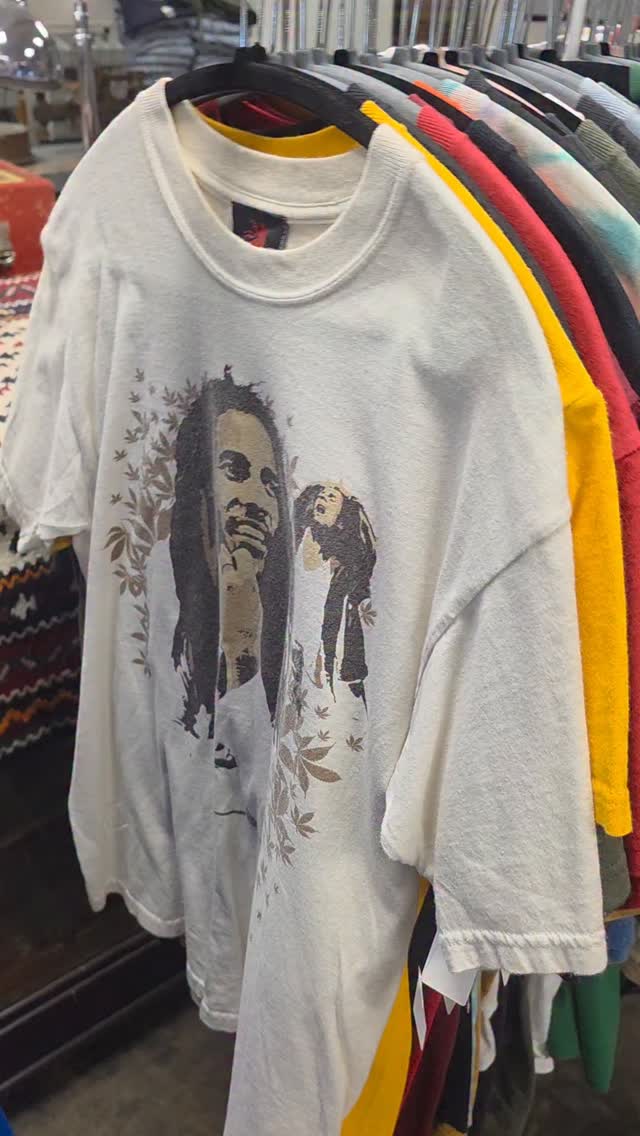 ₱16,500.00 Vintage Fruit of the Loom Bob Marley T-shirt. | Manila