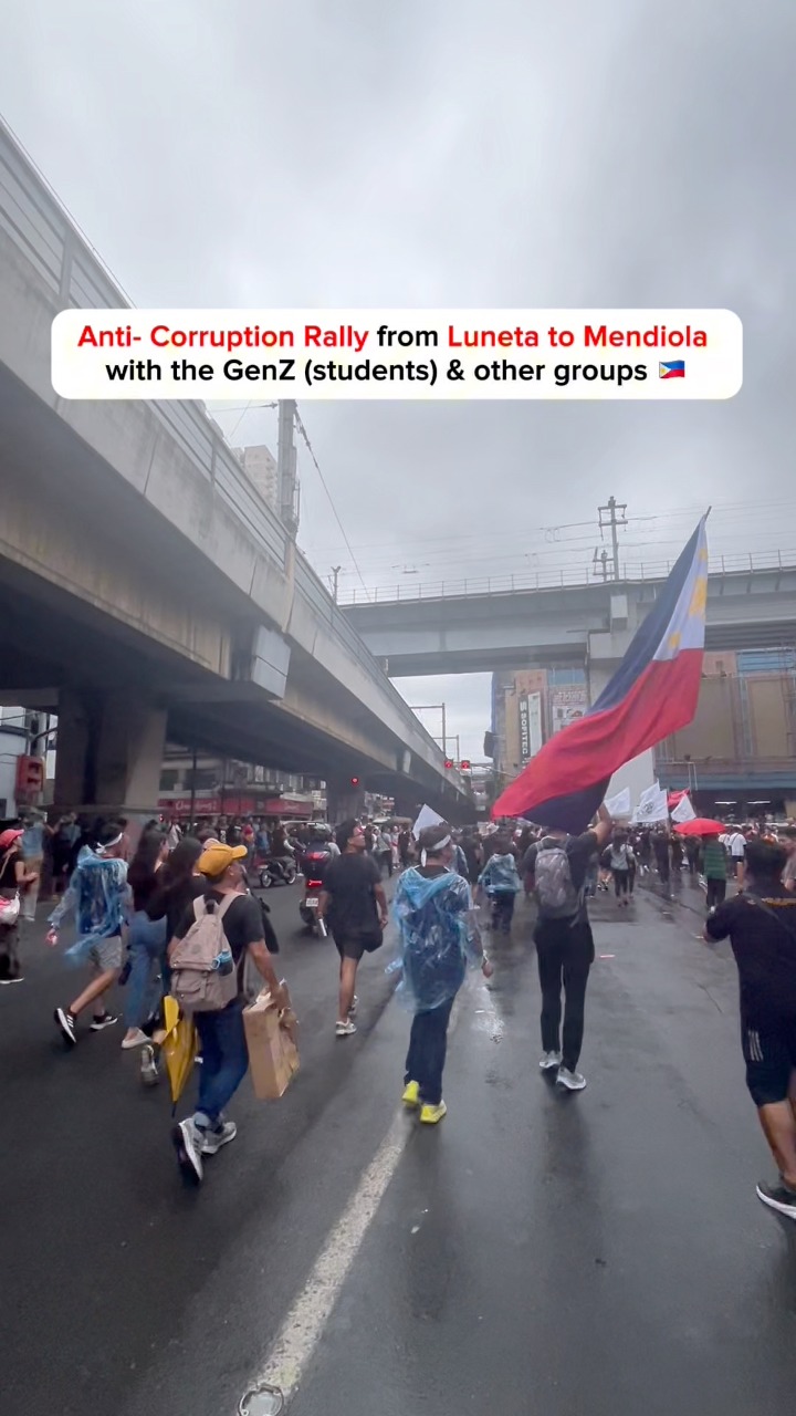 Anti-Corruption Rally from Luneta to Mendiola with the GenZ (students ...