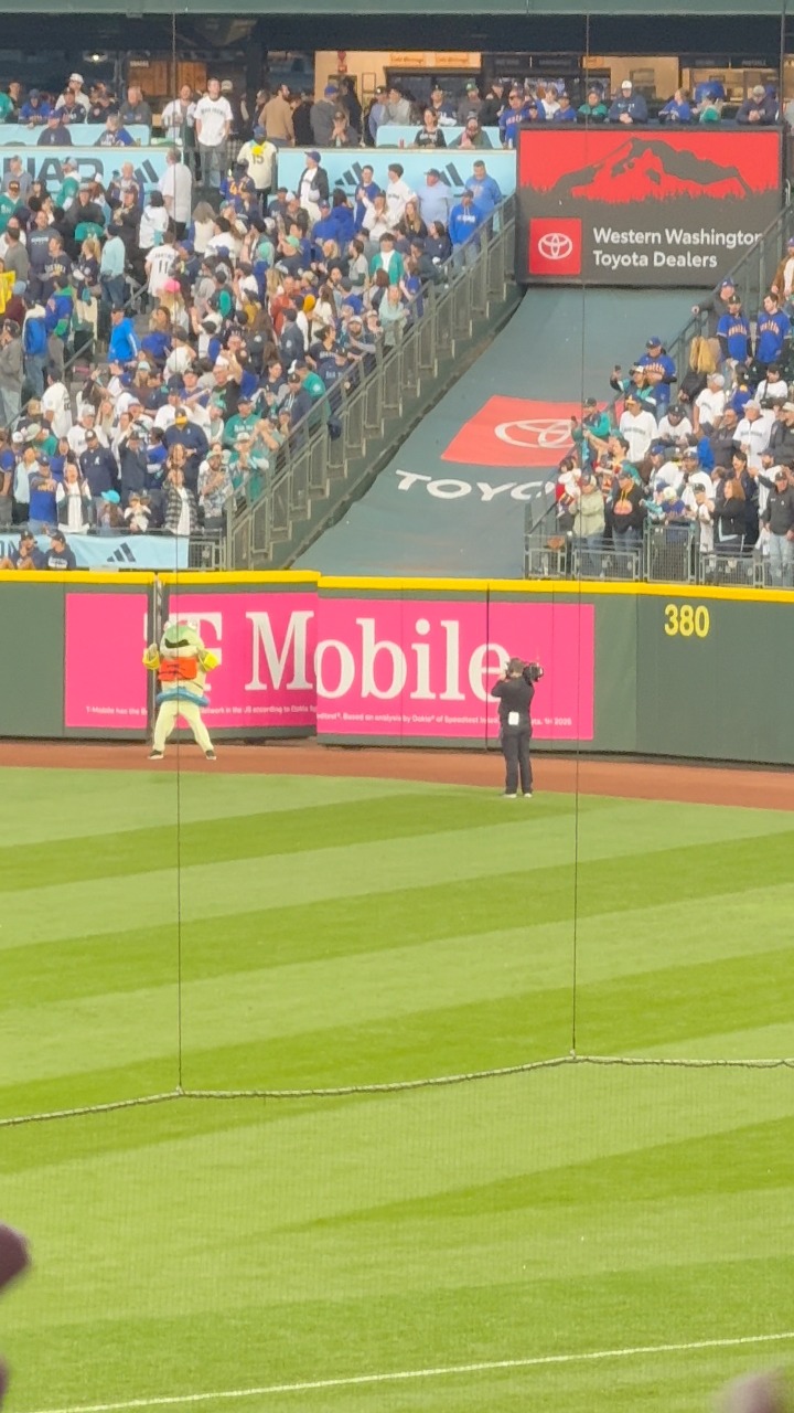 Justice for Humpy! Let’s hope he finally wins at the World Series # ...